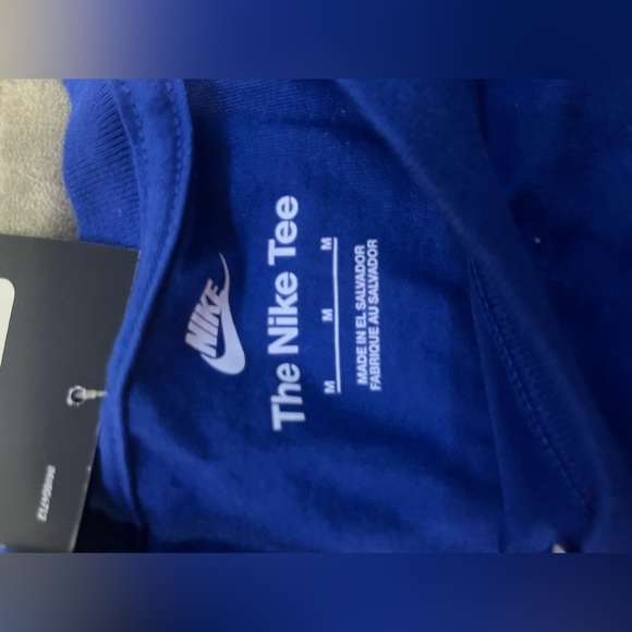 Nike royal blue and silver short sleeve t-shirt - Picture 5 of 8